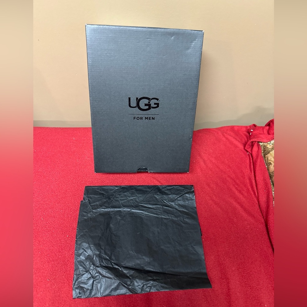 UGG For Men Empty Shoe Replacement Storage Black Box 13x9.5x4.74” Tissue Paper